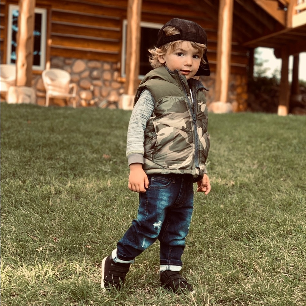 Zara camo print vest